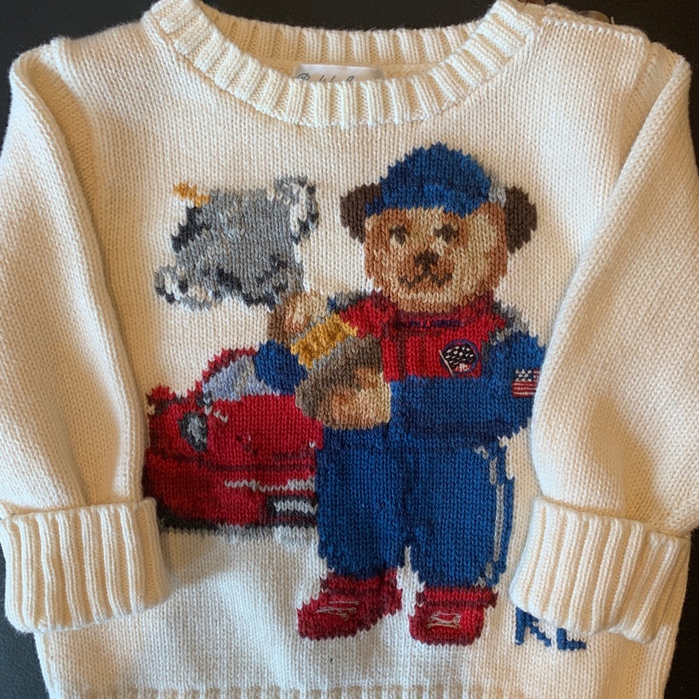Bear collectible cotton sweater